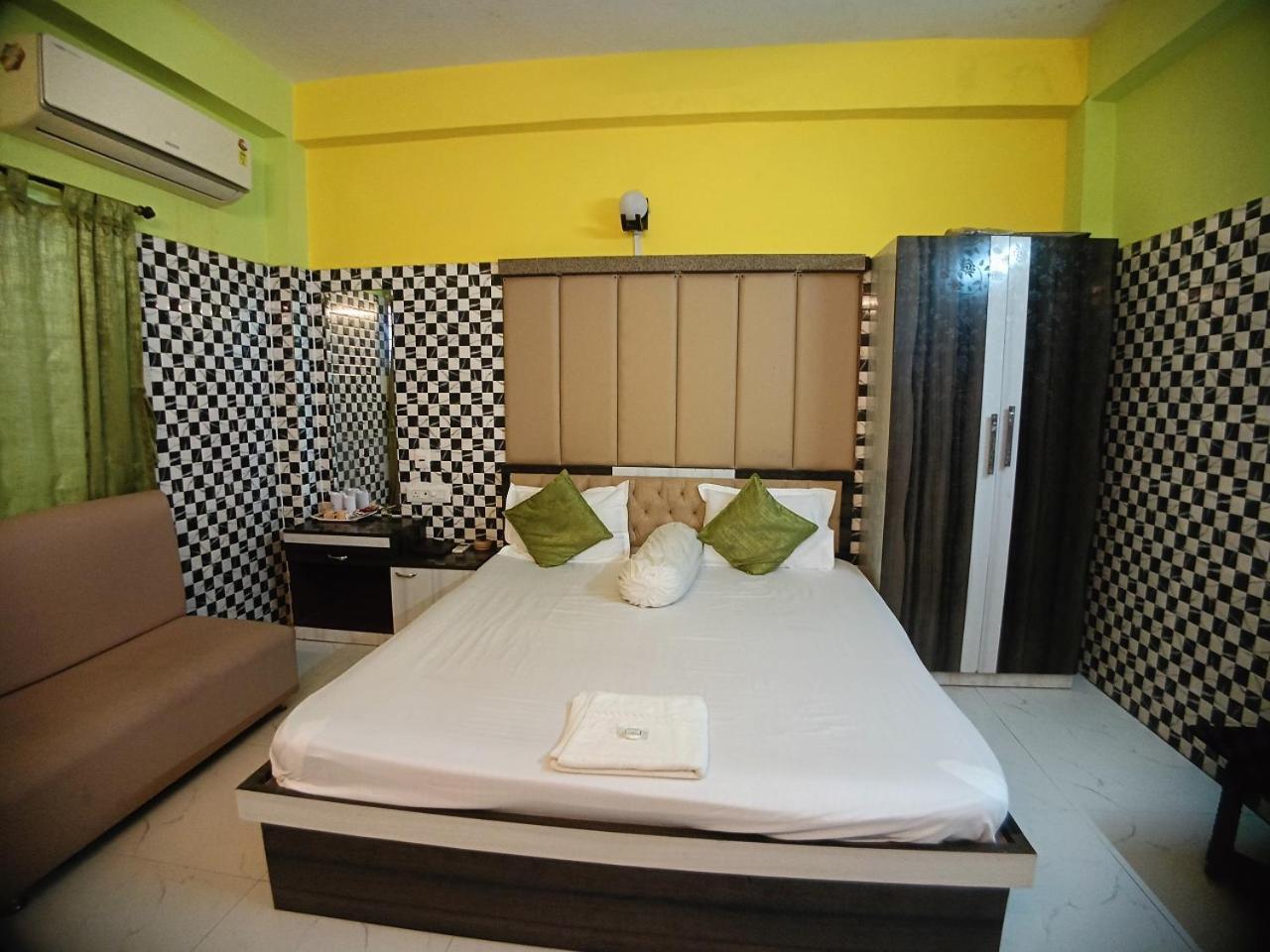 Hotel Hindusthan Inn Mandarmani Ngoại thất bức ảnh